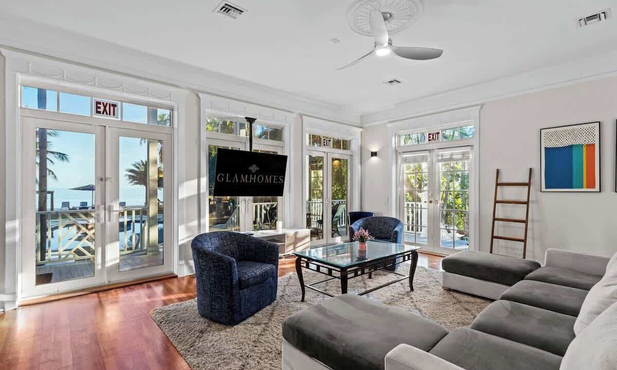 Photo of Livingroom in Lower Matecumbe Key