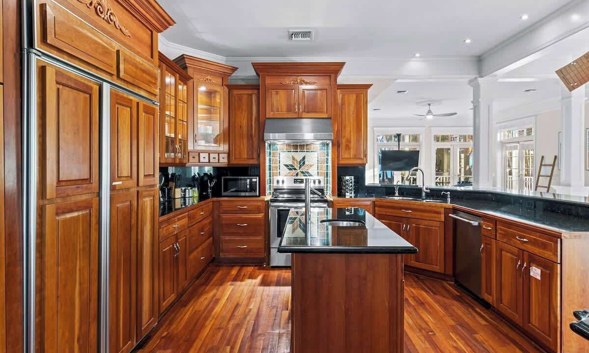 Photo of Kitchen in Lower Matecumbe Key