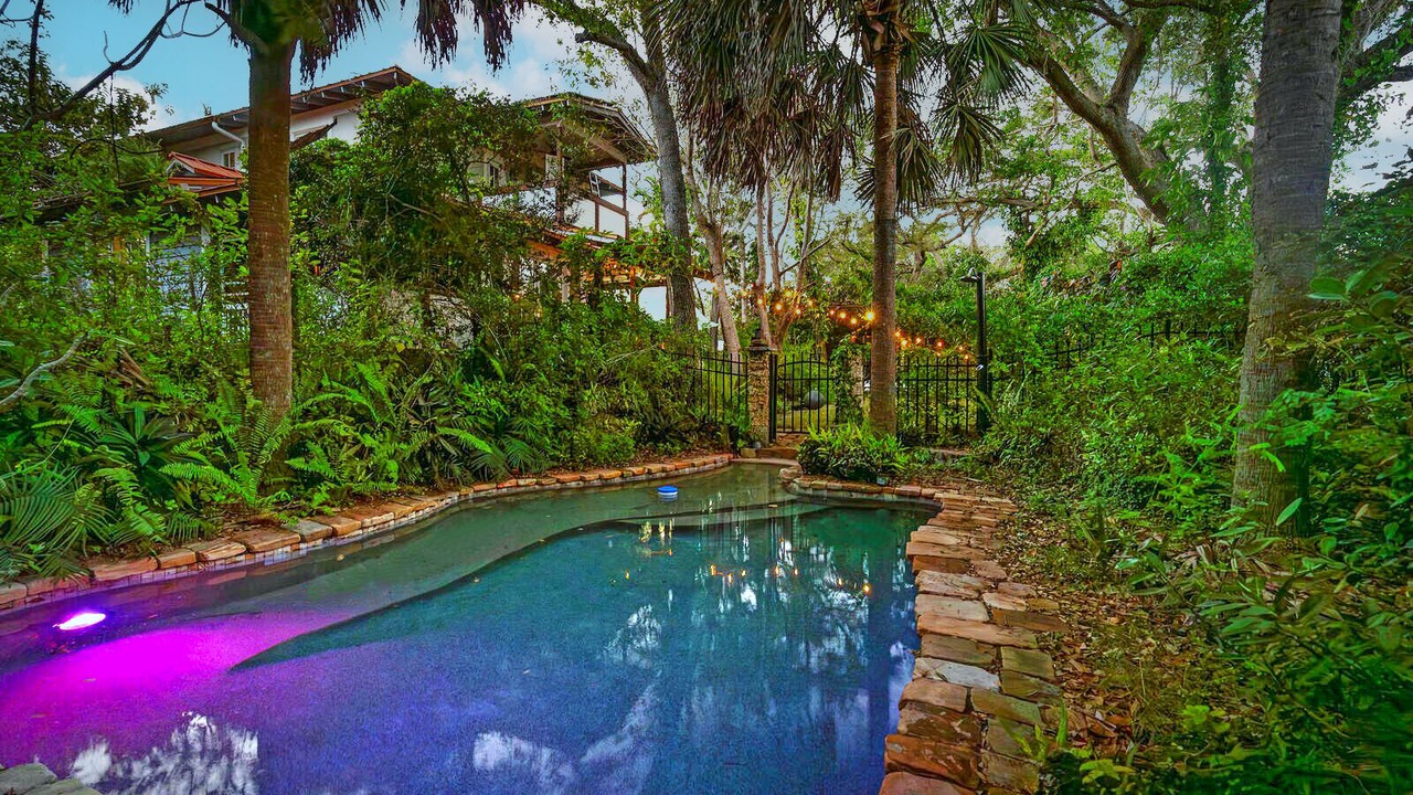 Photo of Outdoor in Ludlam