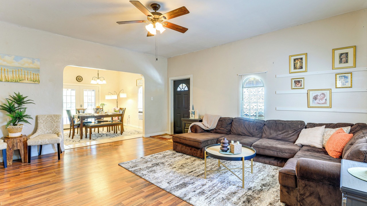 Photo of Livingroom in Newberry