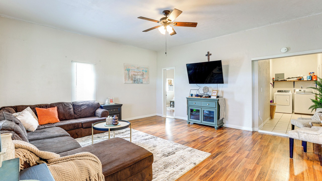 Photo of Livingroom in Newberry