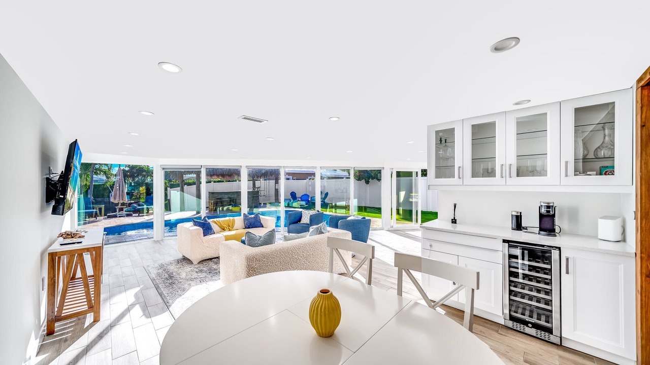 Photo of Livingroom in Garden Isles
