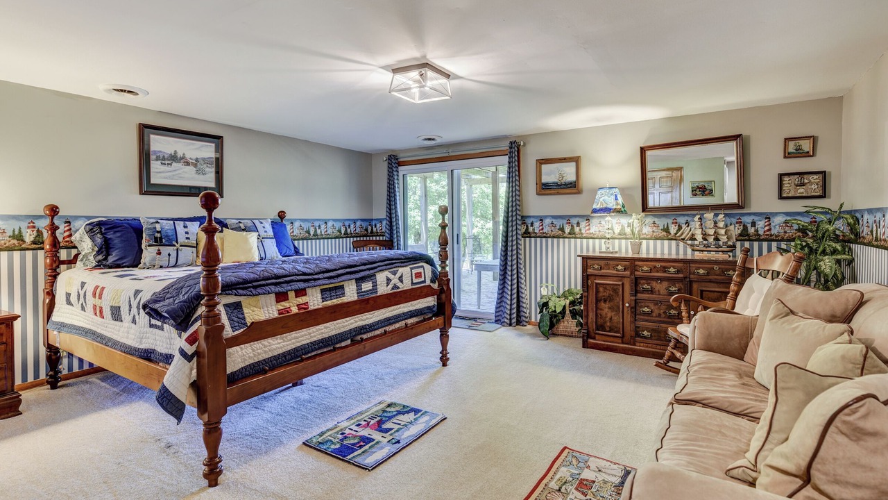 Photo of Bedroom in Bethpage