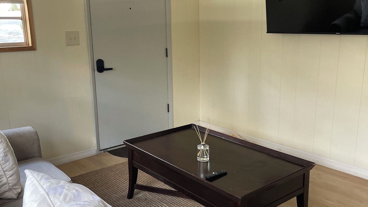 Photo of Livingroom in Lake City