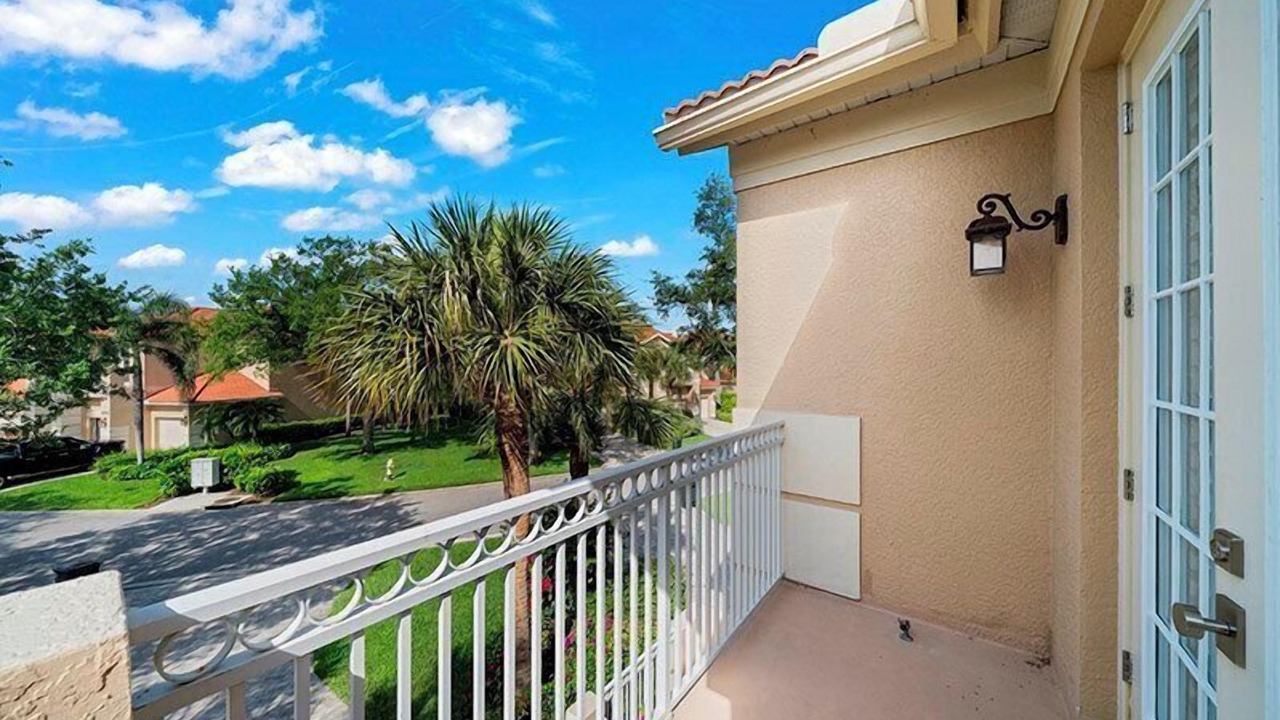 Photo of Patio Balcony in Bonita Bay