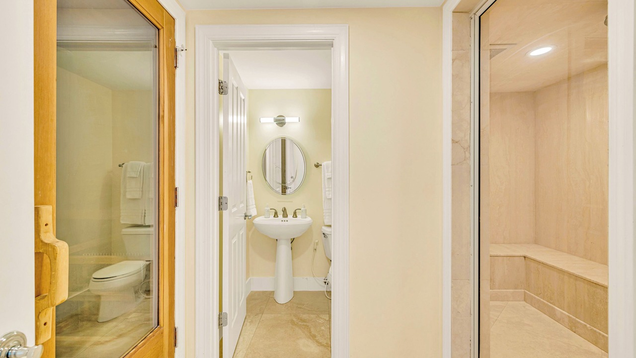 Photo of Bathroom in Islamorada