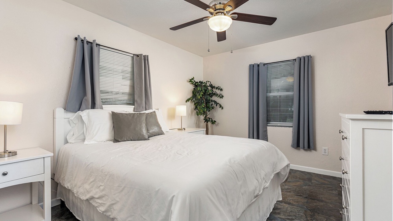 Photo of Bedroom in Tarpon Springs