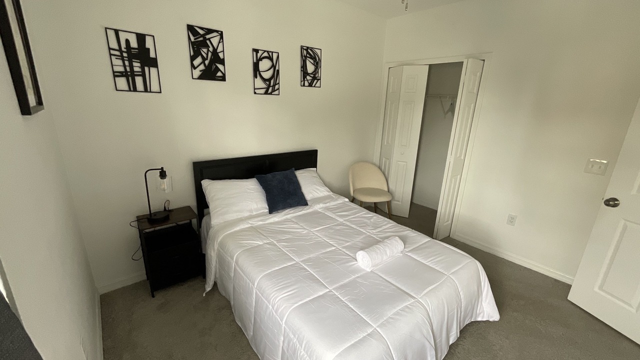 Photo of Bedroom in Riverview