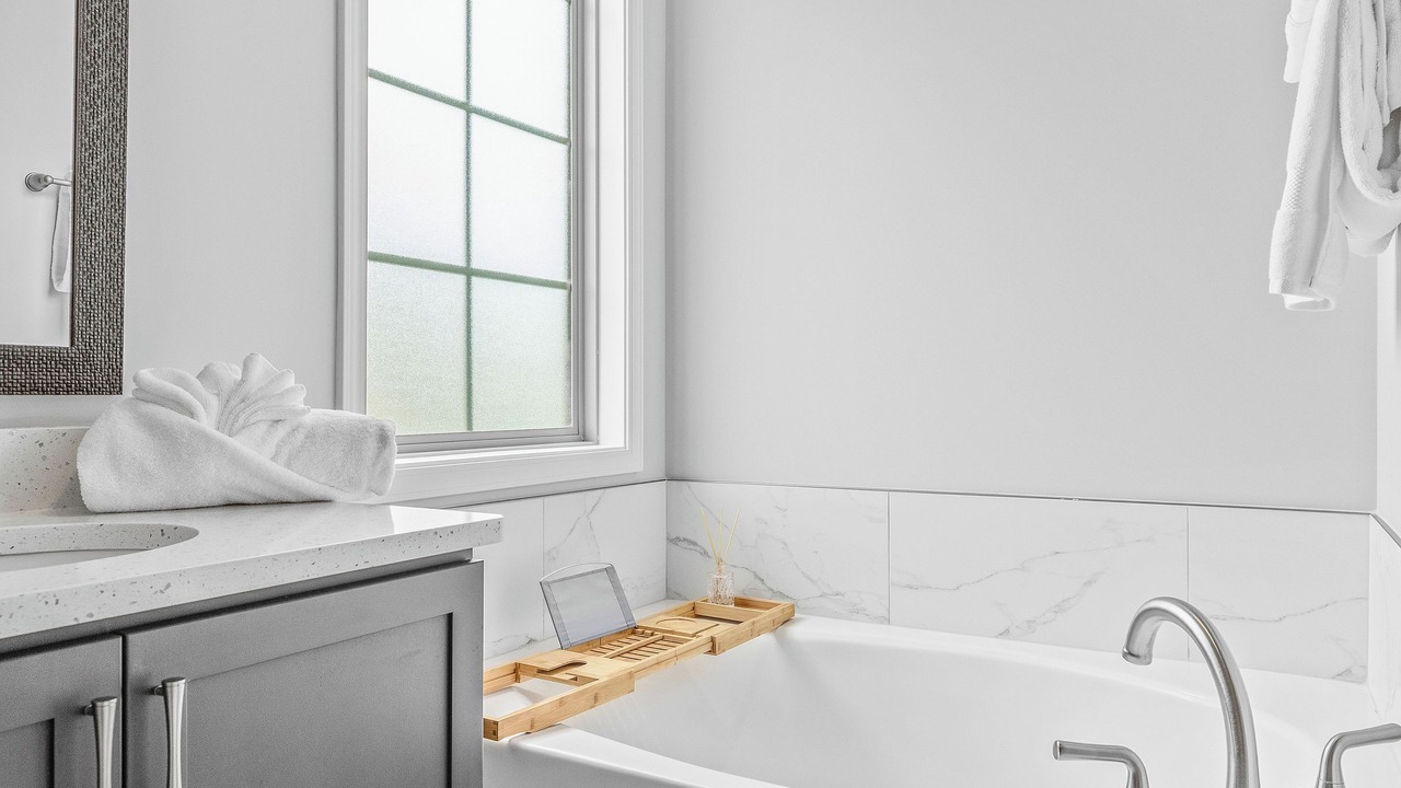 Photo of Bathroom in Gunter Afs