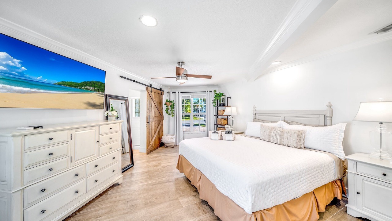 Photo of Bedroom in Garden Isles