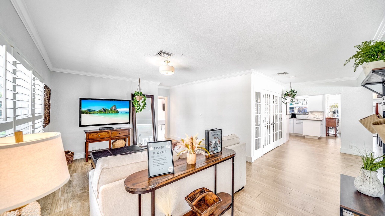 Photo of Livingroom in Garden Isles