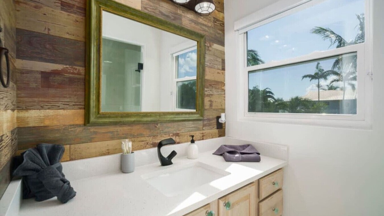 Photo of Bathroom in Fort Pierce