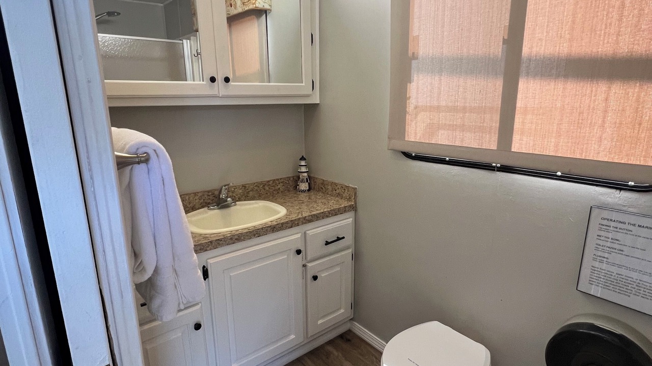 Photo of Bathroom in River Ridge