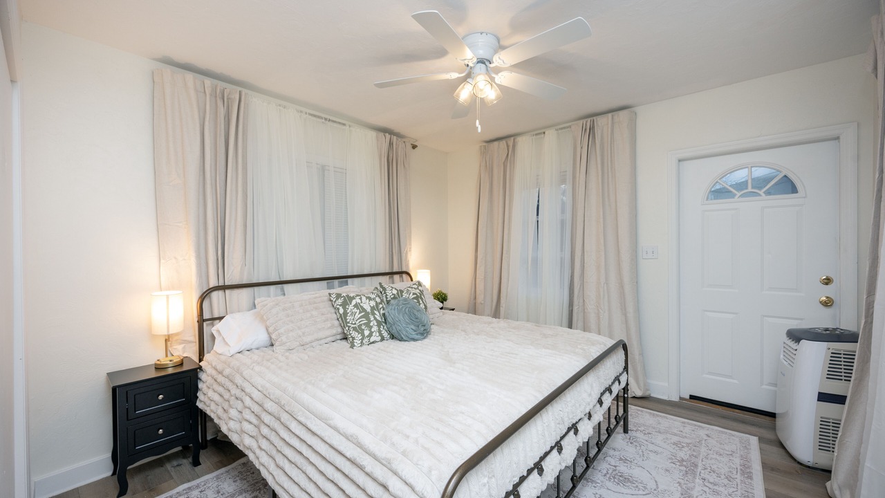 Photo of Bedroom in Historic Uptown