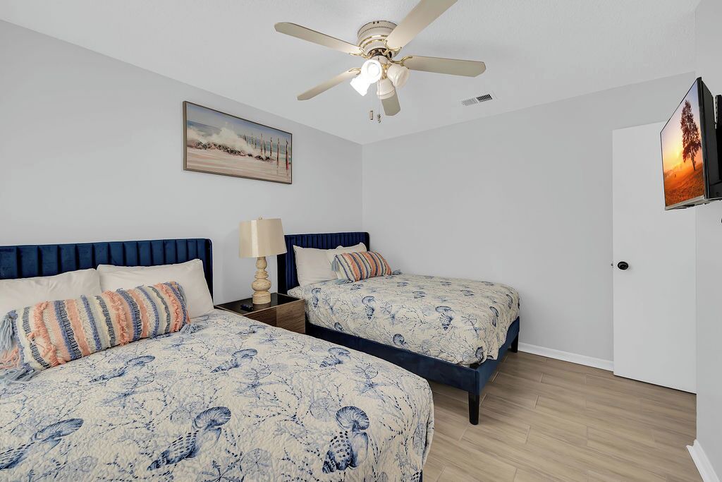 Photo of Bedroom in Sandalwood