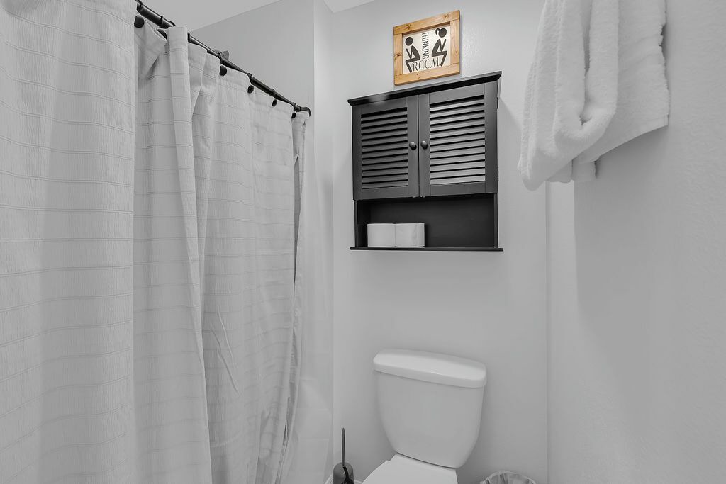 Photo of Bathroom in Sandalwood