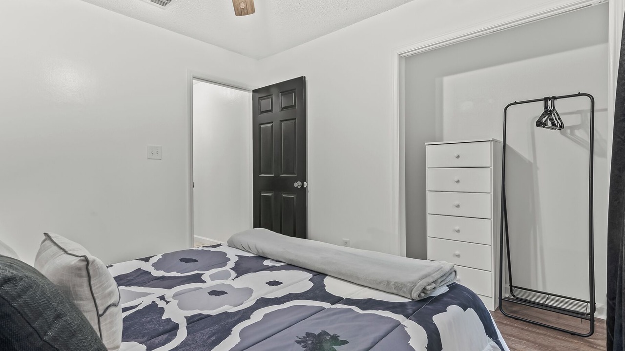 Photo of Bedroom in Crawfordville