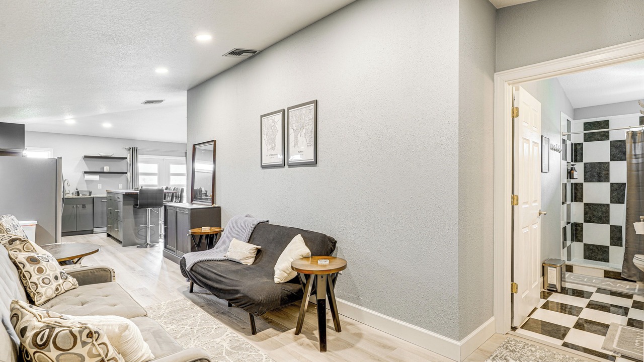 Photo of Livingroom in Greater Northdale
