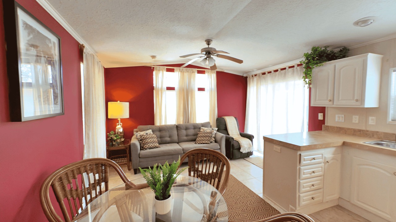 Photo of Livingroom in Seffner Community Alliance