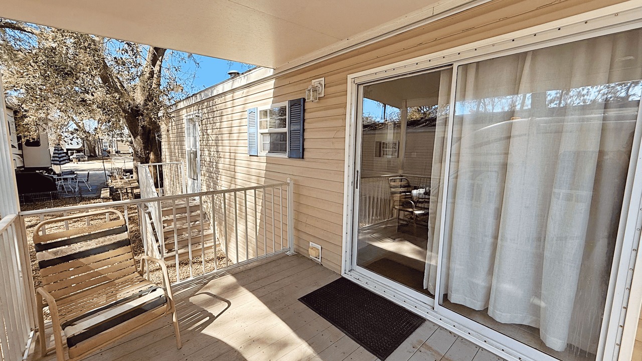 Photo of Patio Balcony in Seffner Community Alliance