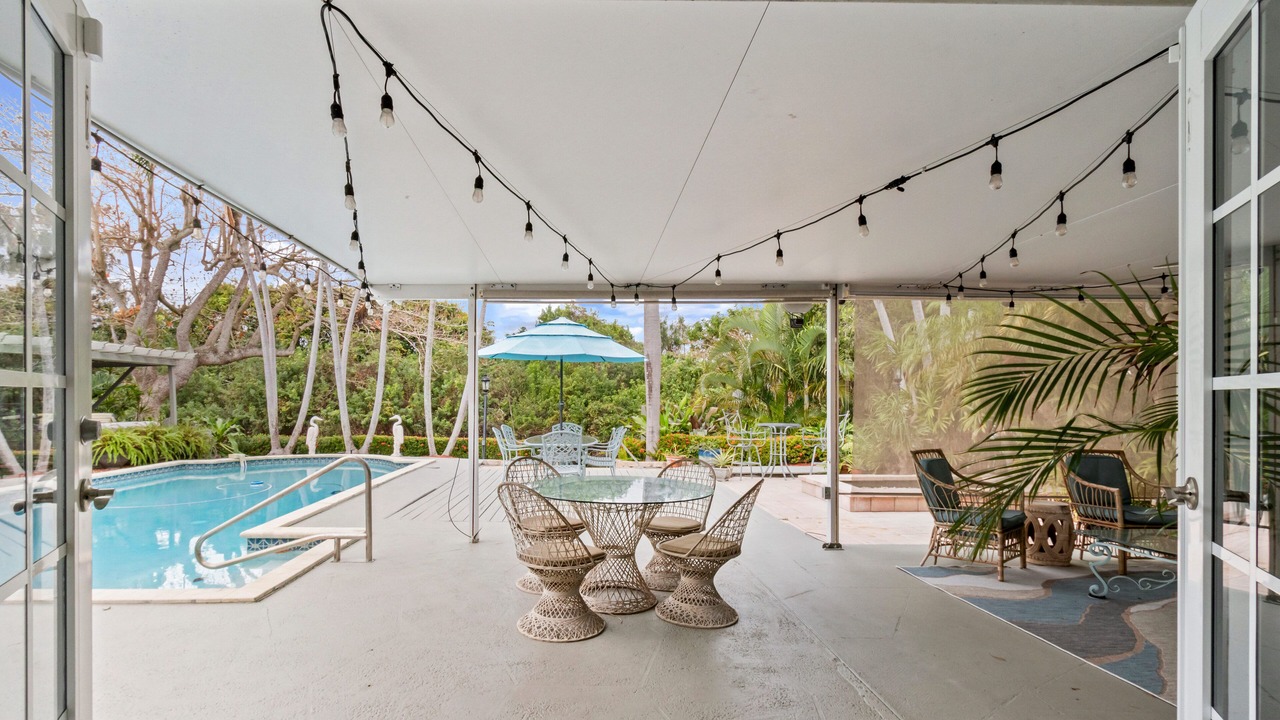 Photo of Outdoor in Lake Clarke Shores