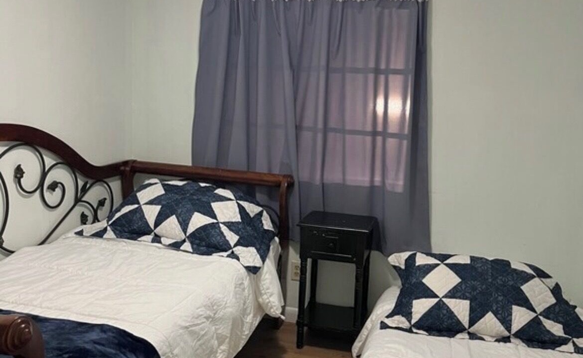 Photo of Bedroom in Diplomat
