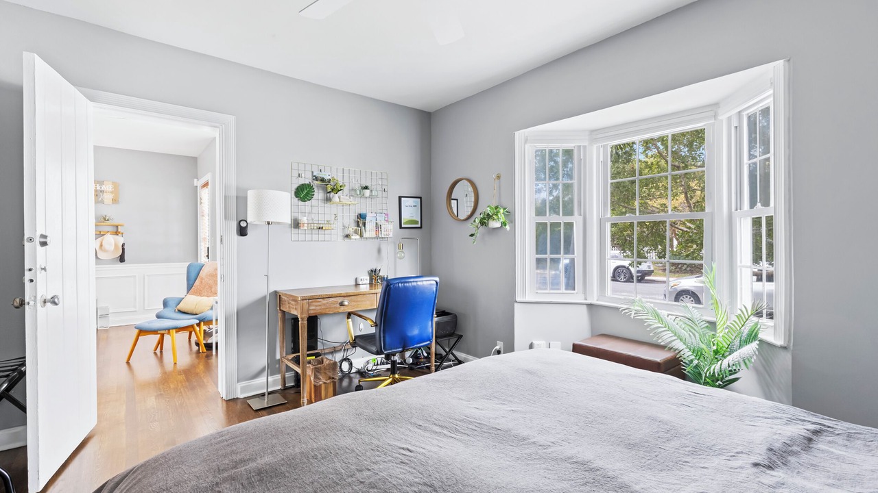 Photo of Bedroom in Parrot Cove