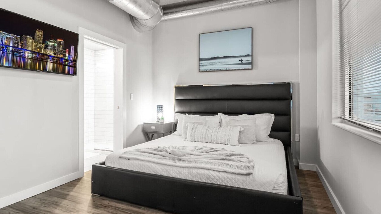 Photo of Bedroom in Historic Uptown