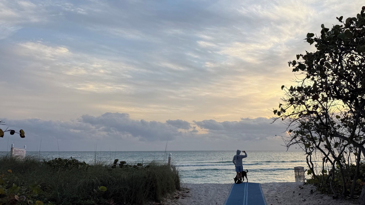 Photo of Others in Surfside
