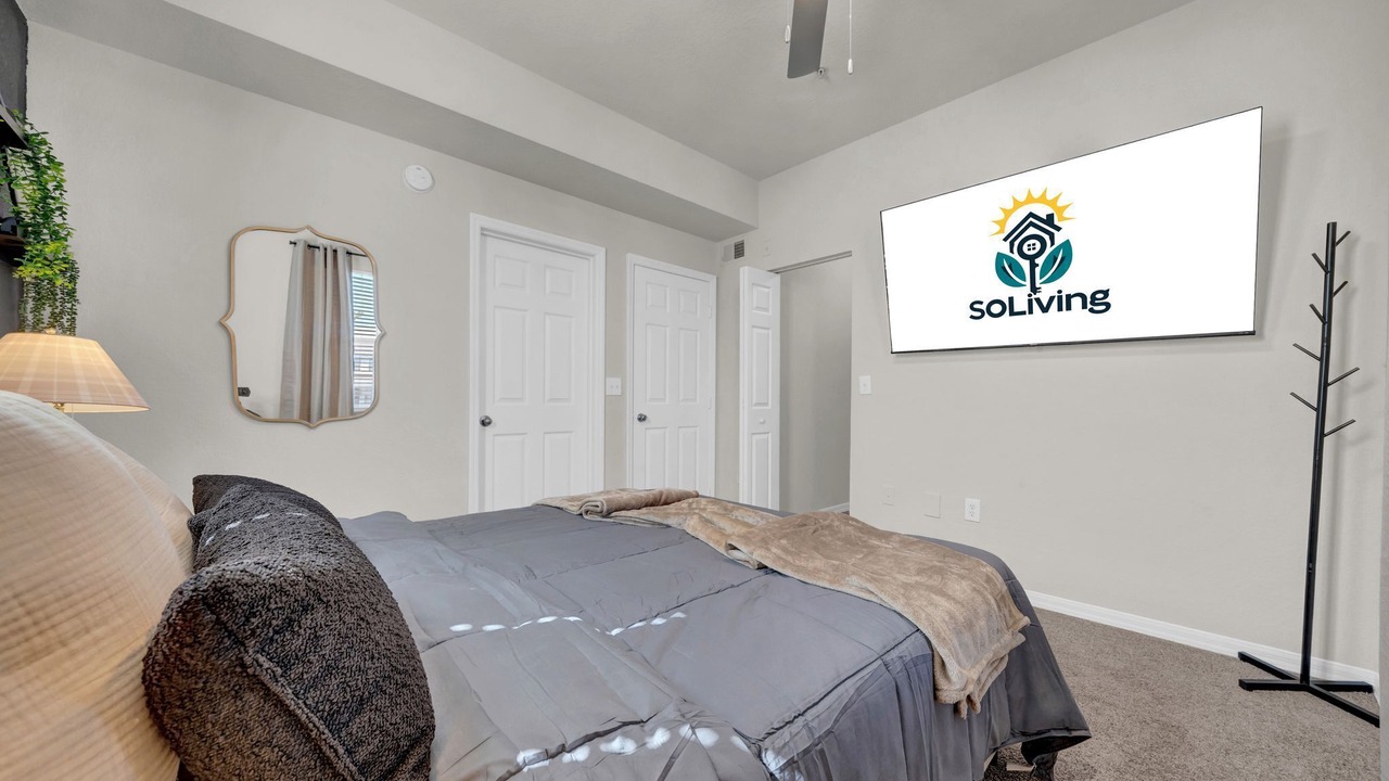Photo of Bedroom in Westchase