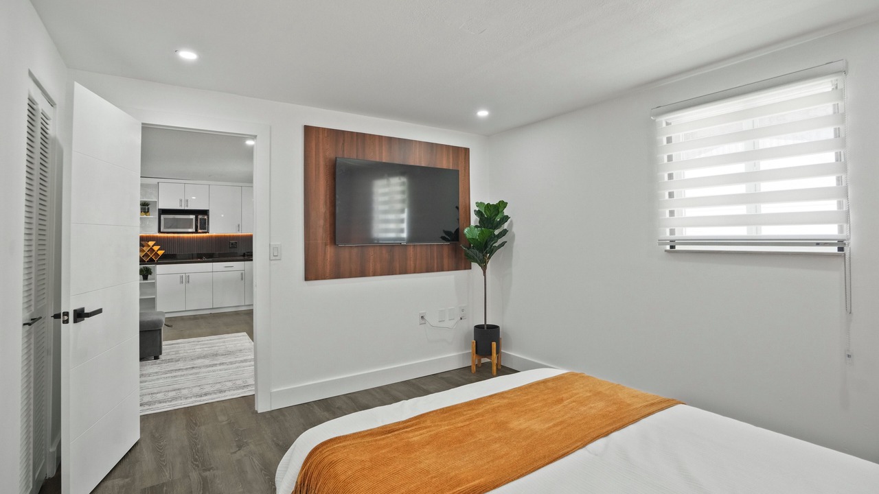 Photo of Bedroom in Tamiami