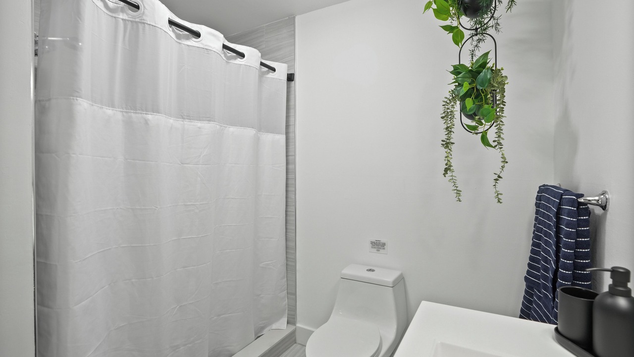 Photo of Bathroom in Tamiami