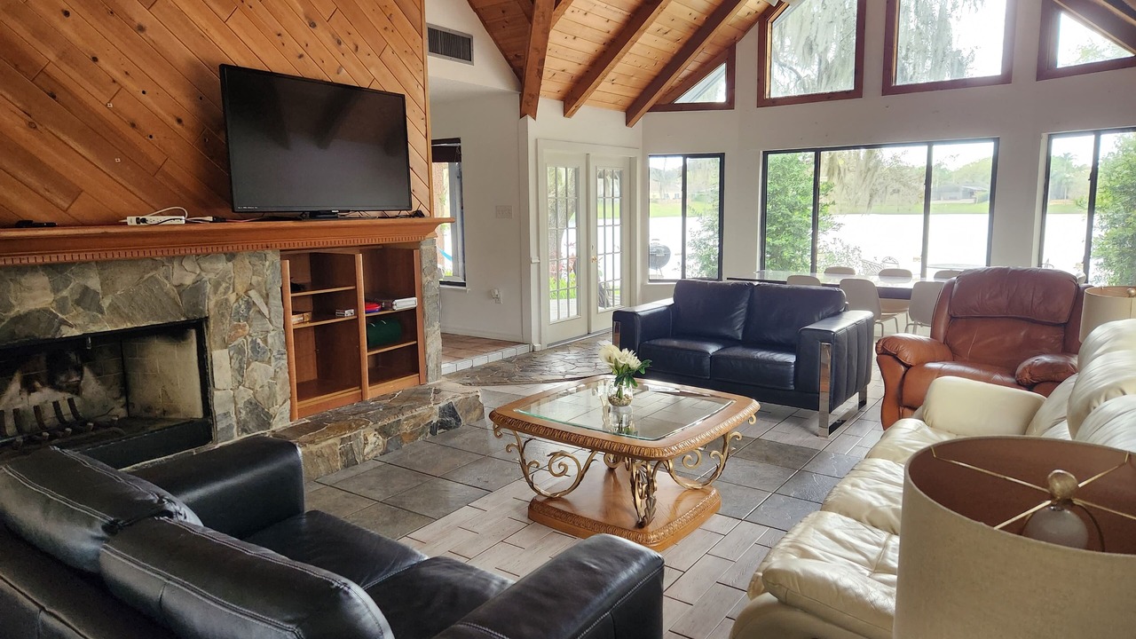 Photo of Livingroom in Lake Mary