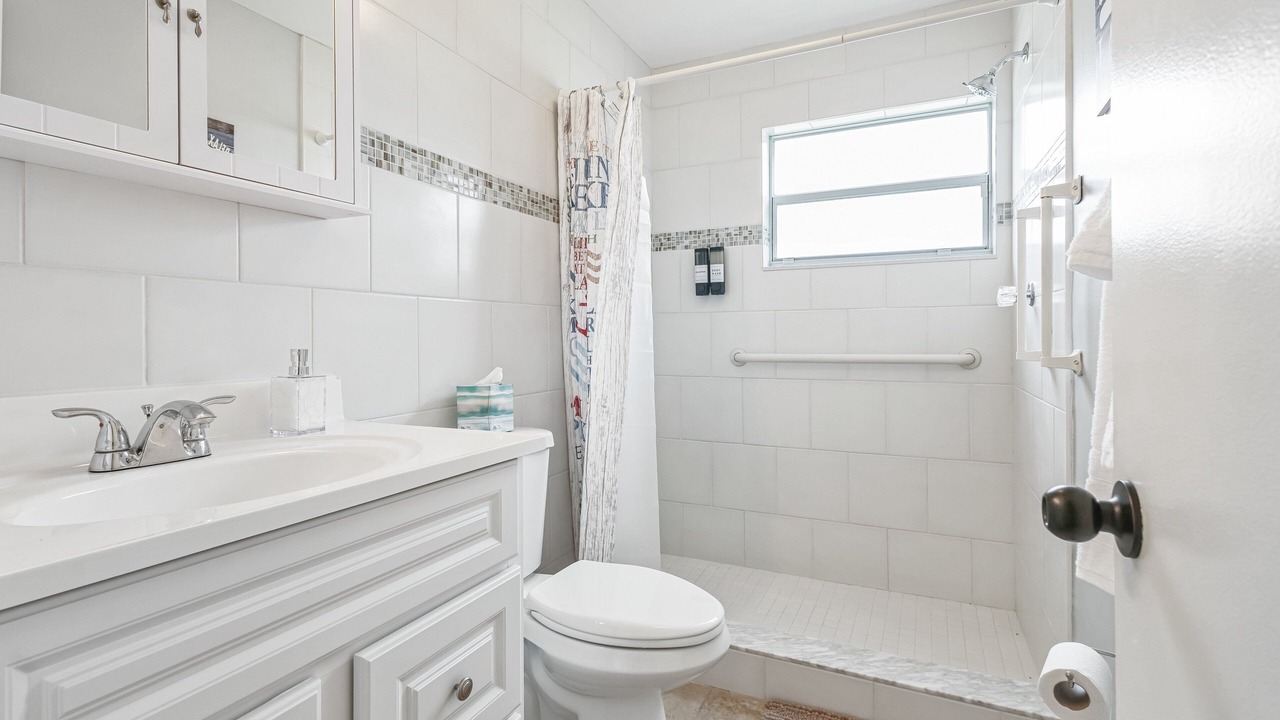 Photo of Bathroom in Buckhead Ridge