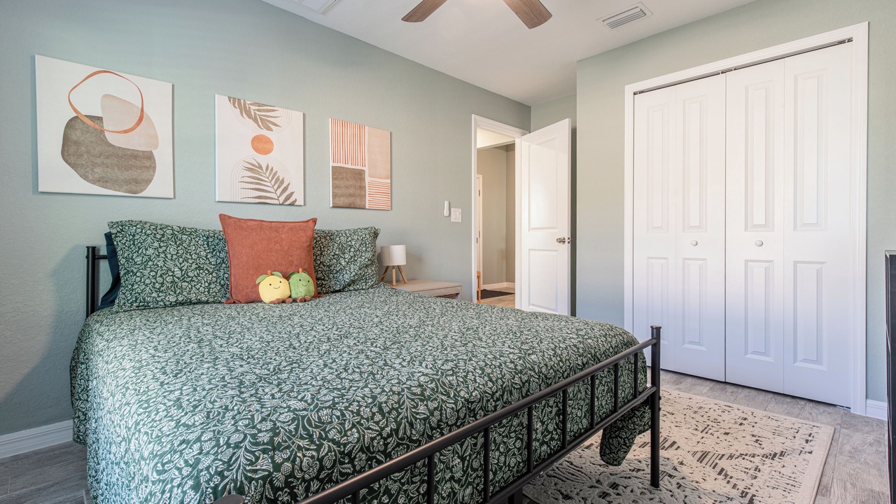 Photo of Bedroom in Gulf Cove