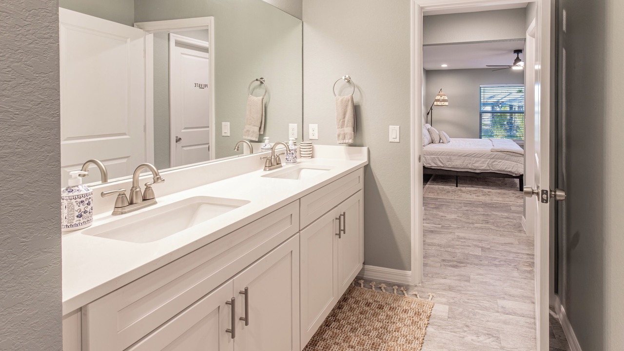 Photo of Bathroom in Gulf Cove