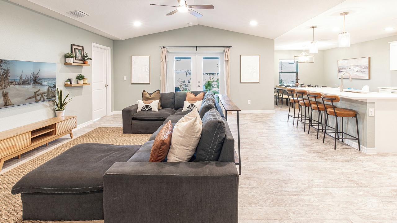 Photo of Livingroom in Gulf Cove