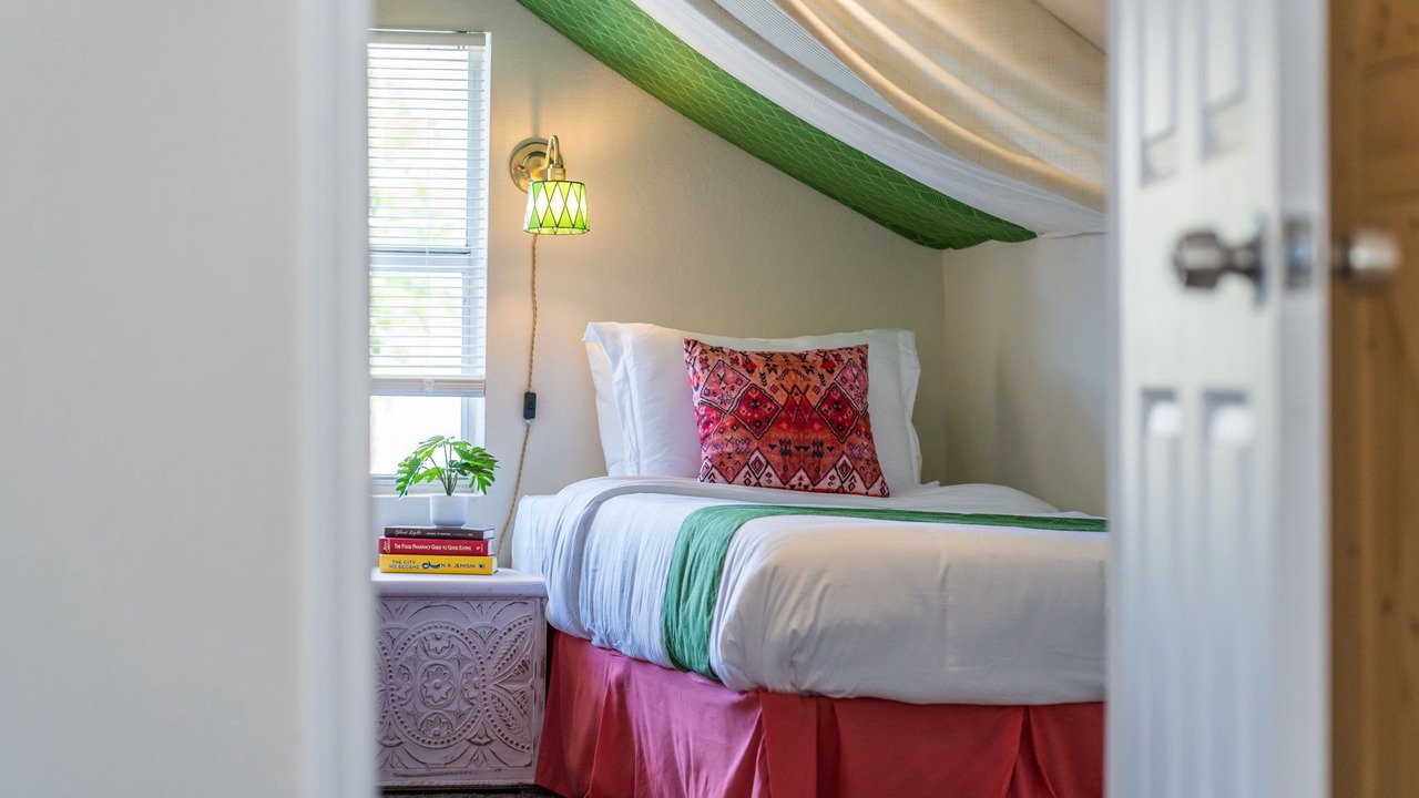Photo of Bedroom in Ybor City