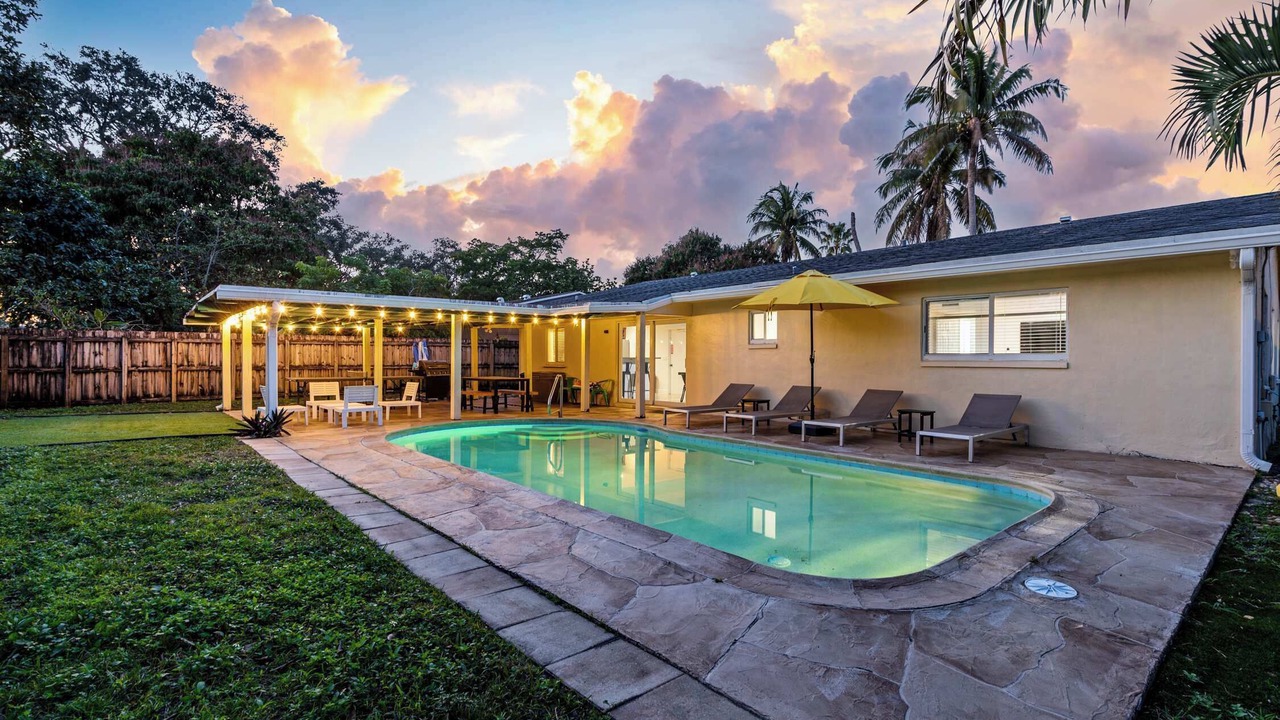 Photo of Outdoor in Palm Aire Village West