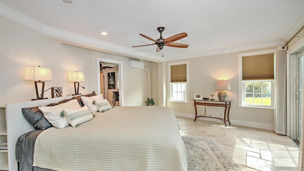 Photo of Bedroom in Lochmoor Waterway Estates