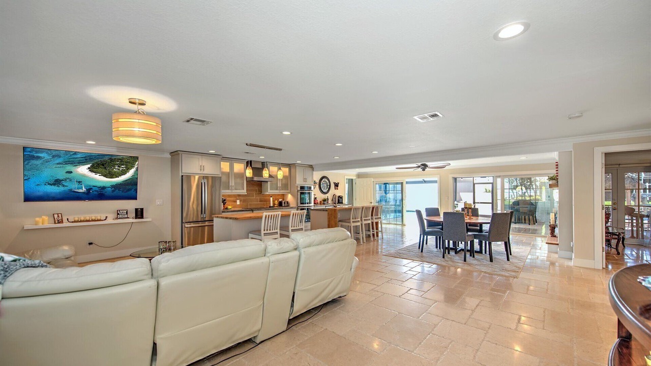 Photo of Others in Lochmoor Waterway Estates