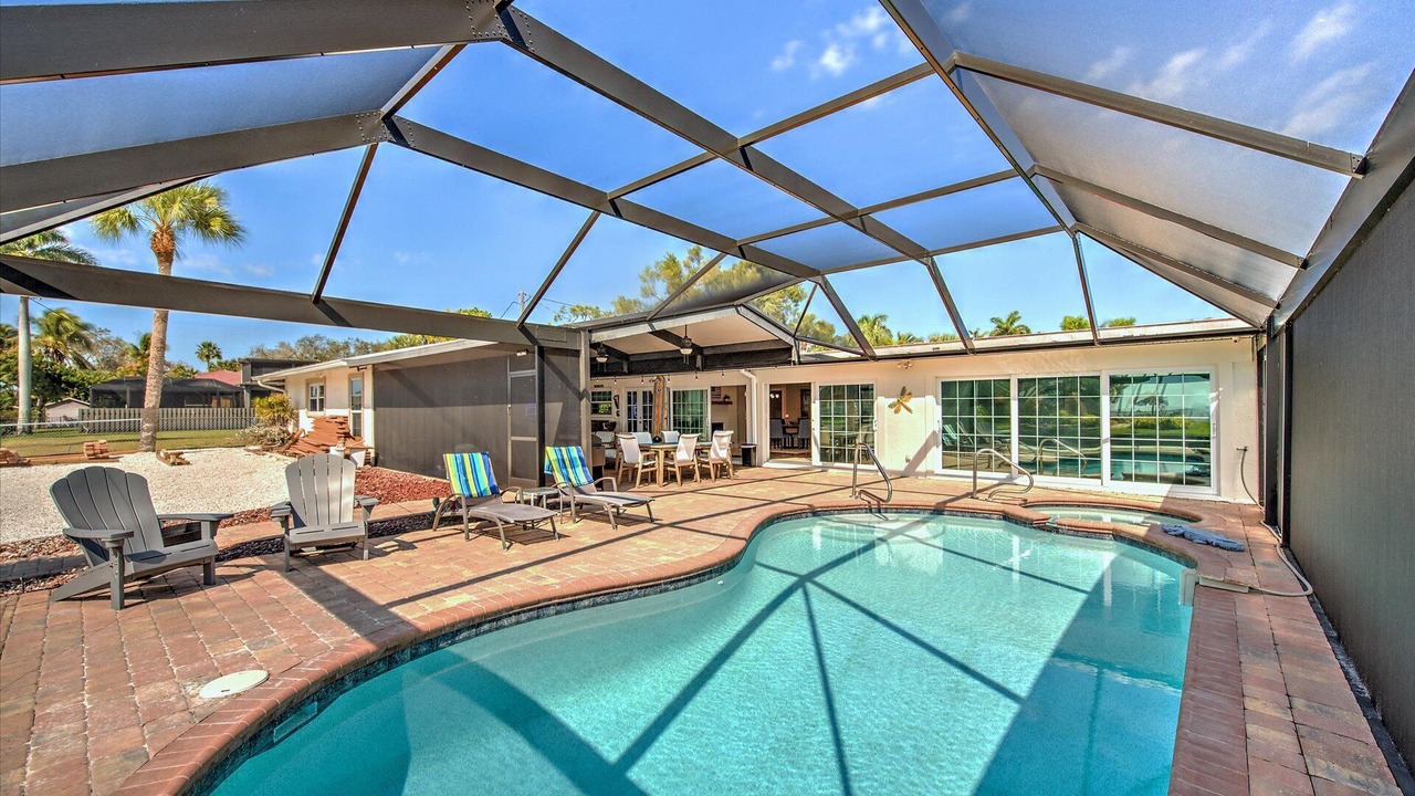 Photo of Outdoor in Lochmoor Waterway Estates