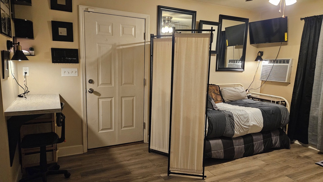 Photo of Bedroom in Tallahassee