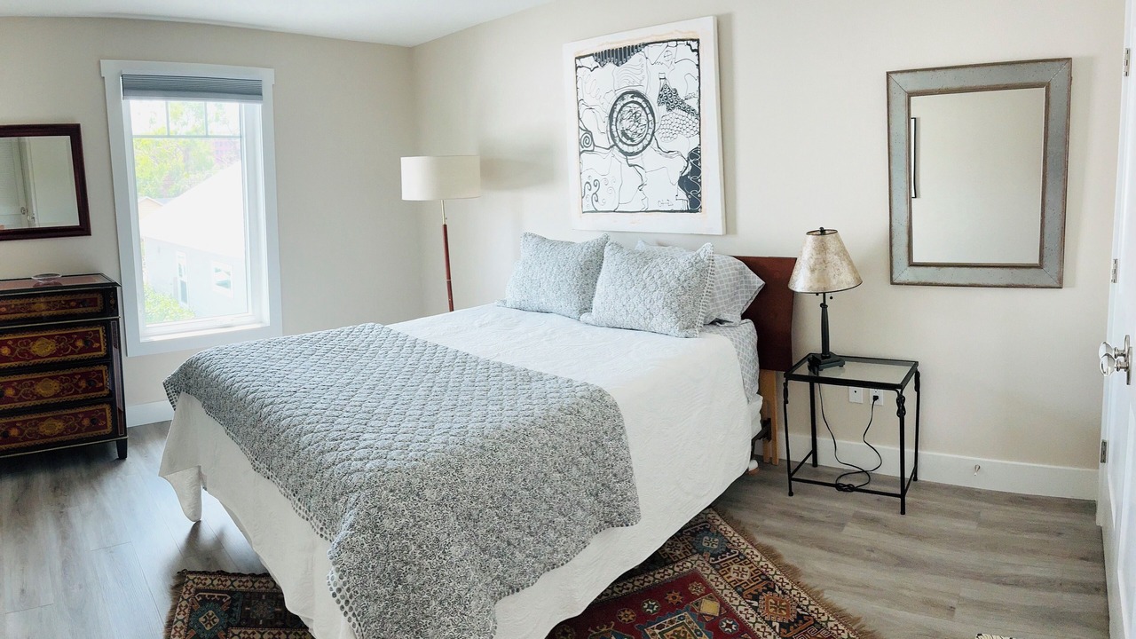 Photo of Bedroom in Gillespie Park