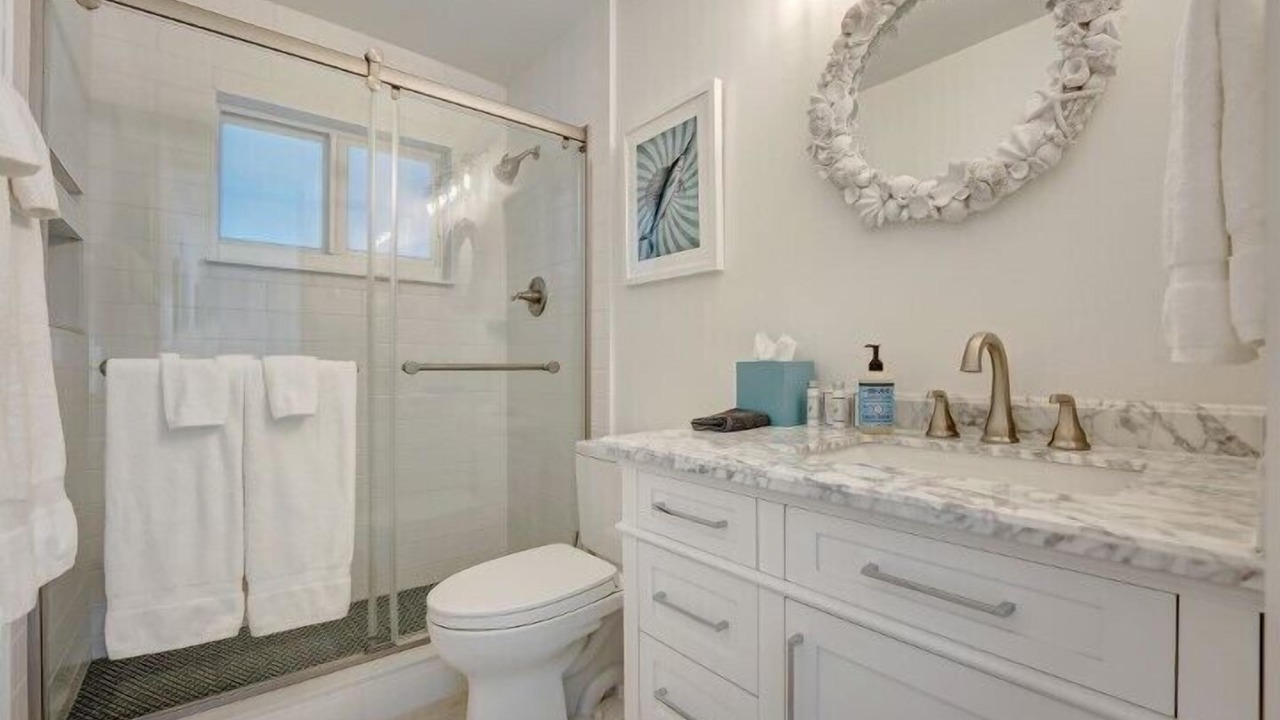 Photo of Bathroom in Edgewood