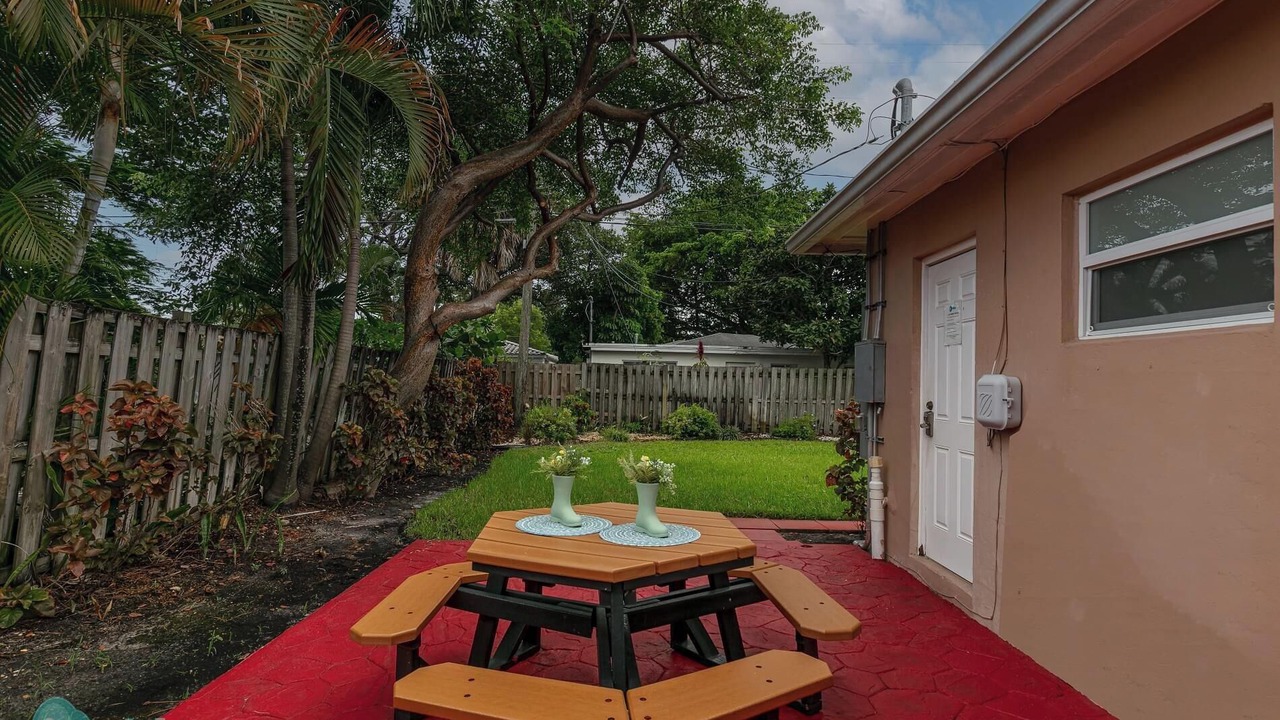 Photo of Outdoor in Poinciana Park
