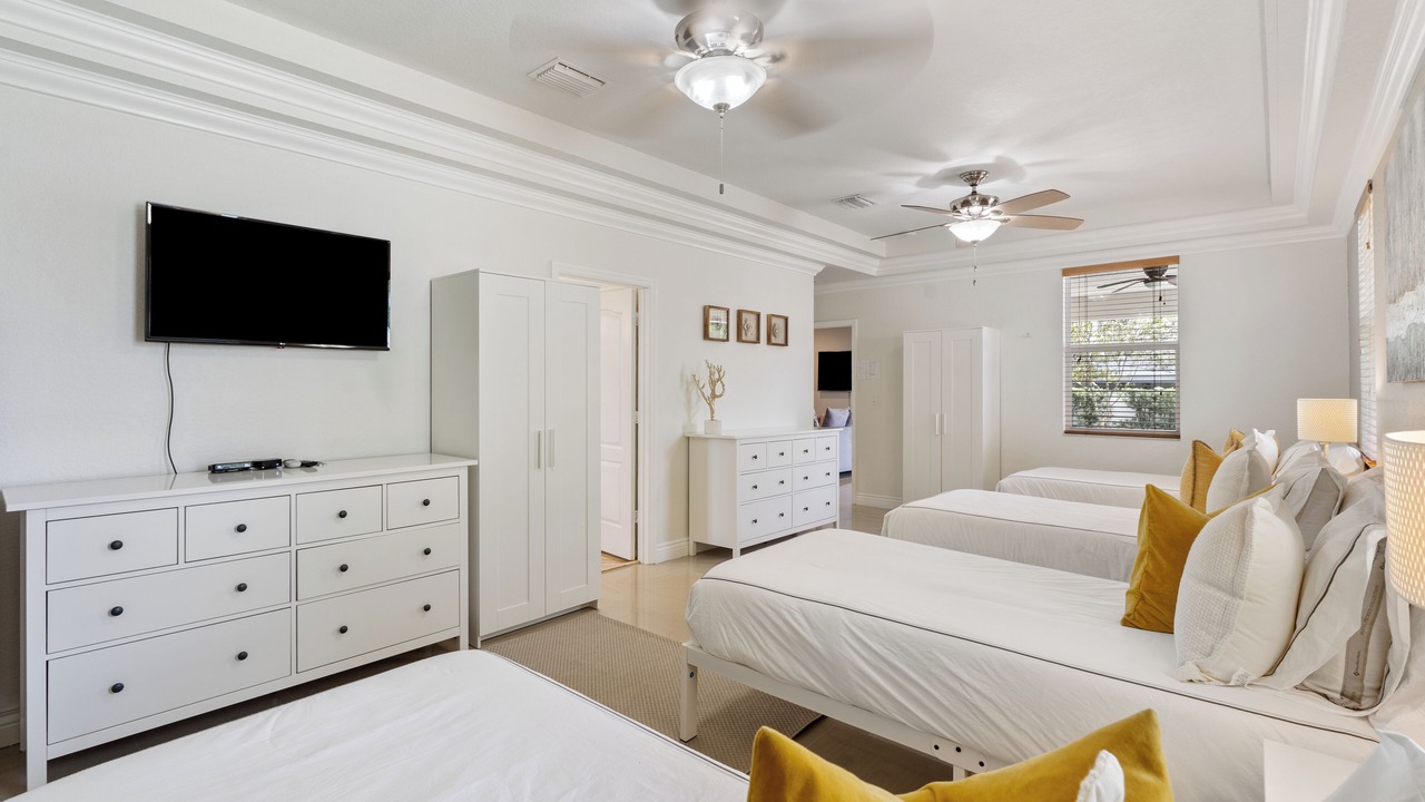 Photo of Bedroom in River Oaks