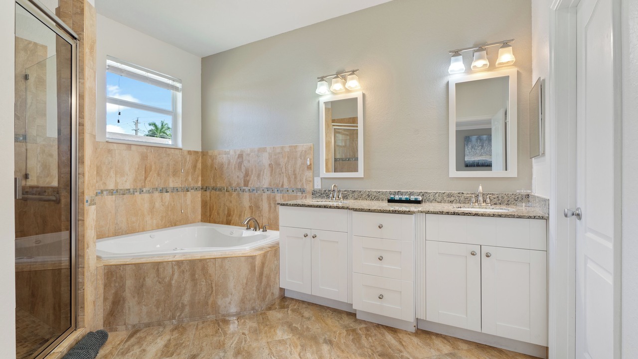 Photo of Bathroom in River Oaks