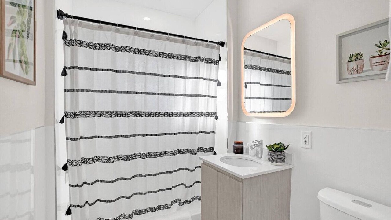 Photo of Bathroom in Barrier Island