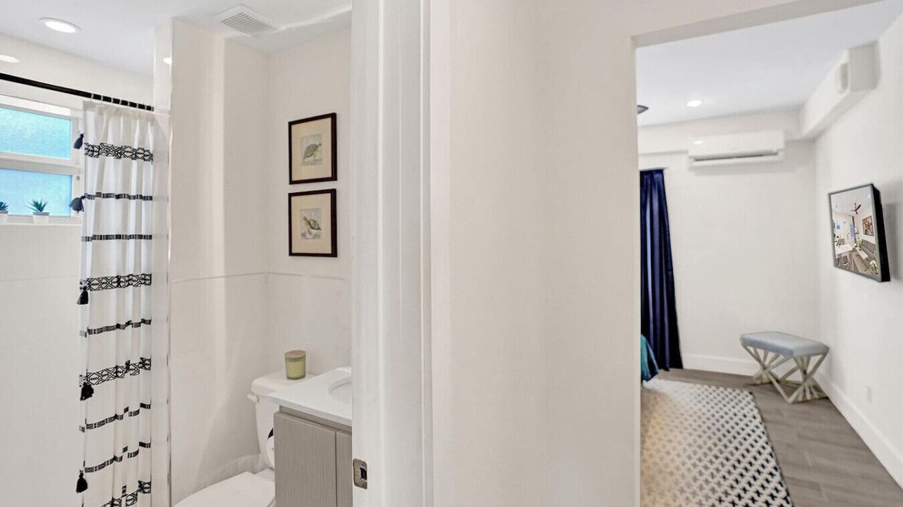Photo of Bathroom in Barrier Island